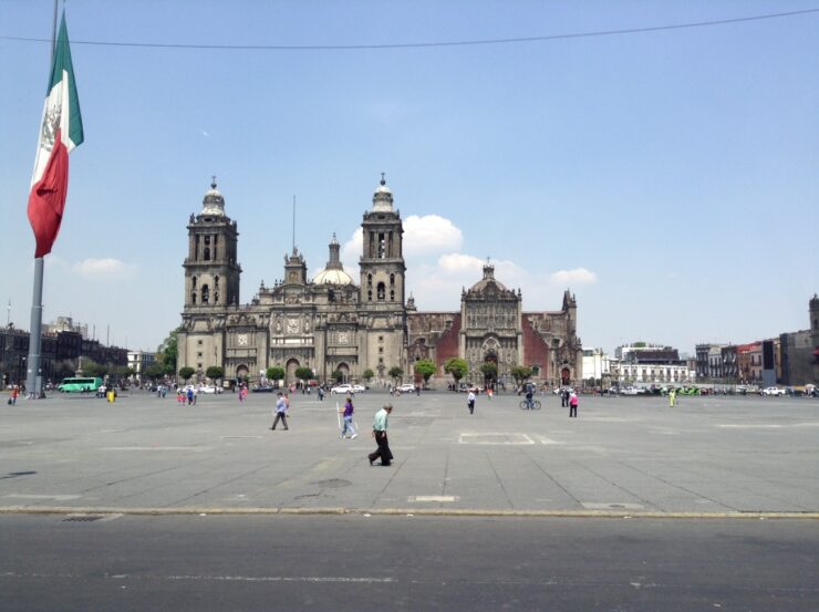 Le Zócalo et la cathédrale.